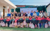 Chương trình xã hội từ thiện bàn giao hệ thống lọc nước nóng lạnh và tặng quà tại Điểm trường Nà Pen - Trường Mầm non số 2 xã Nà Nhạn.